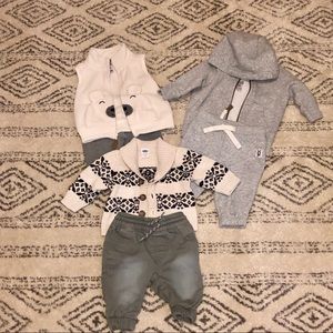 💙 Collection of Three Tops and Three Bottoms 💙